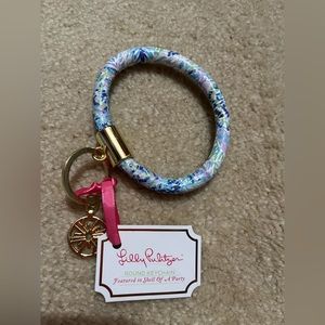 Rare Lilly Pulitzer round keychain